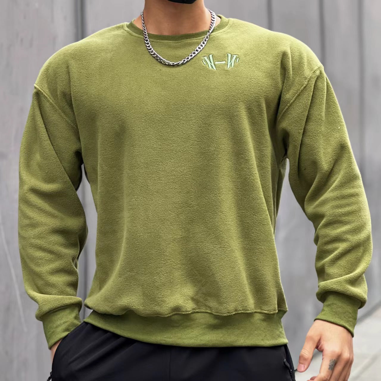 เสื้อฮู้ดแขนยาวผ้าฟลีซสองด้านทรงหลวมอบอุ่นสำหรับออกกำลังกาย มี 4 สีให้เลือก