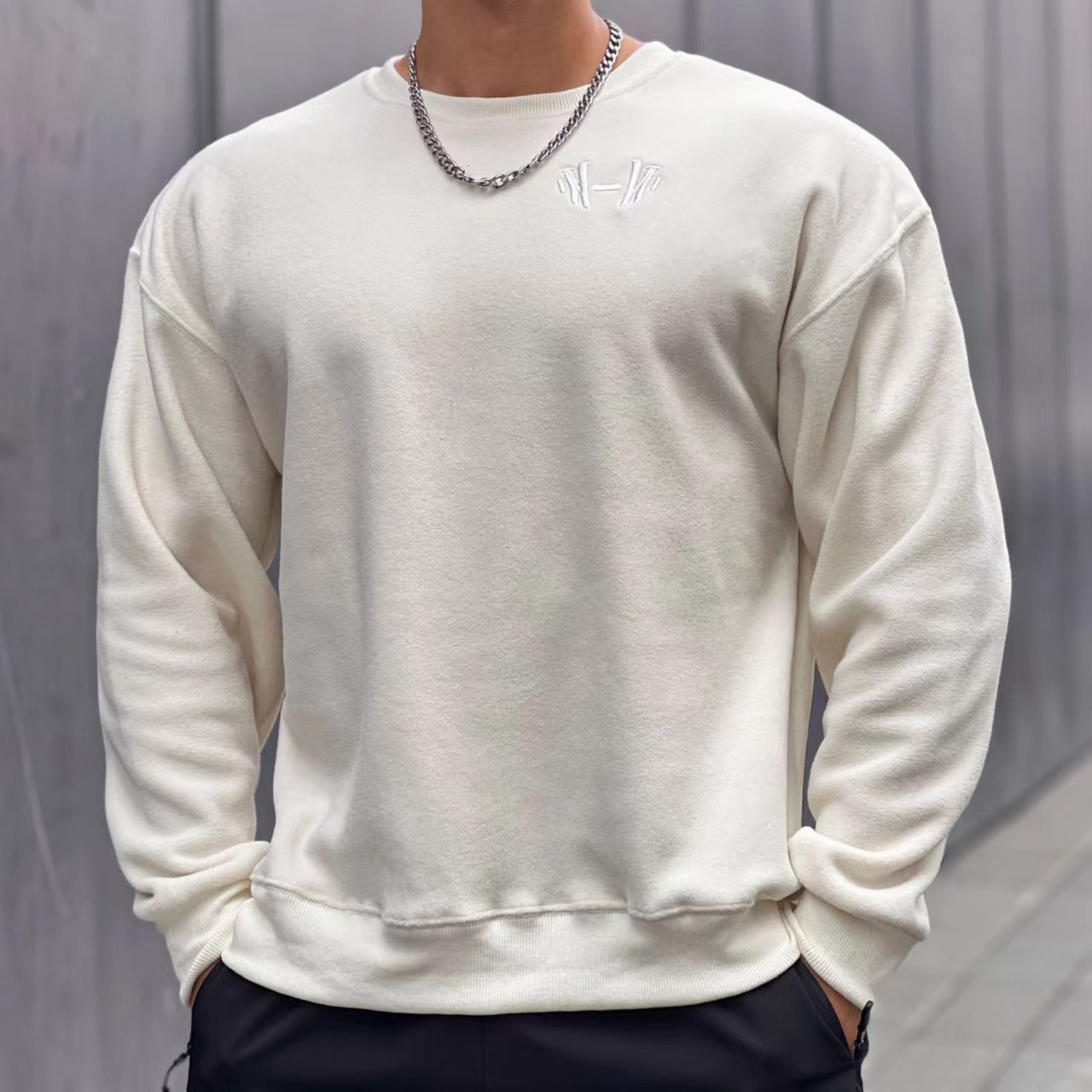 เสื้อฮู้ดแขนยาวผ้าฟลีซสองด้านทรงหลวมอบอุ่นสำหรับออกกำลังกาย มี 4 สีให้เลือก