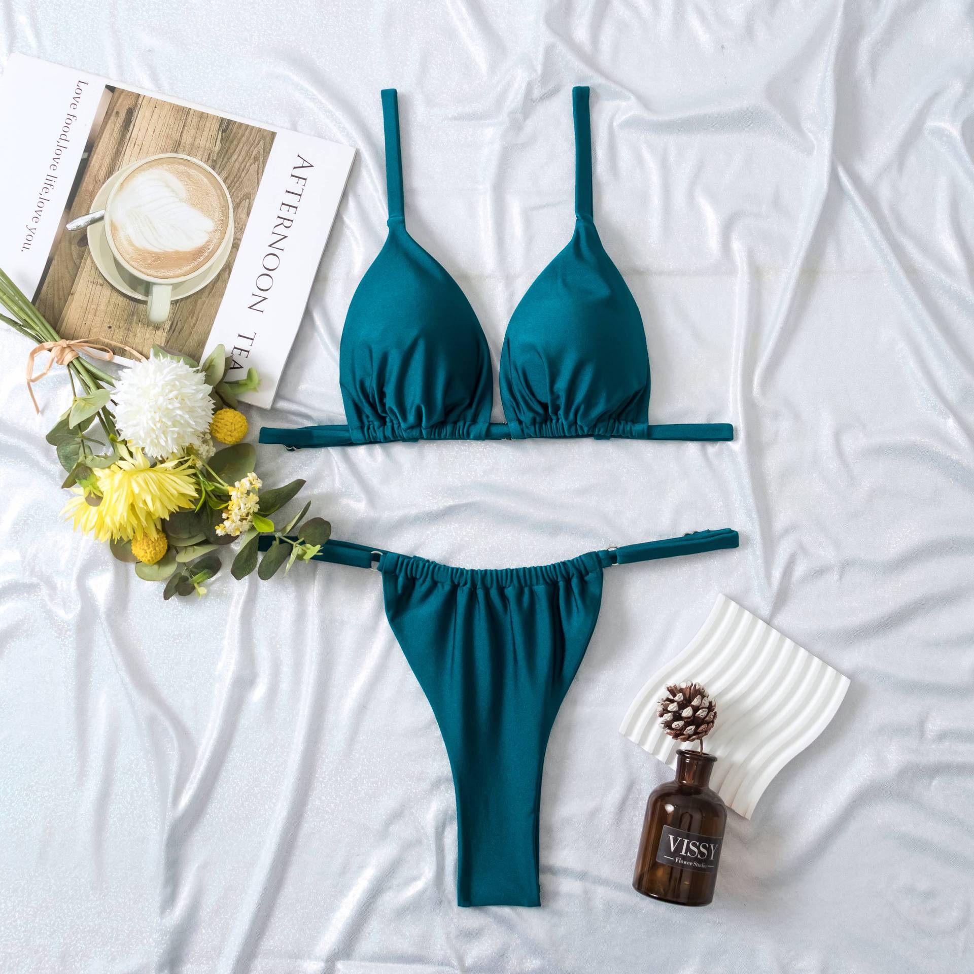 ชุดว่ายน้ำบิกินี่ผ้าสองชั้นแฟชั่น รุ่น 3018 มีให้เลือก 5 สี